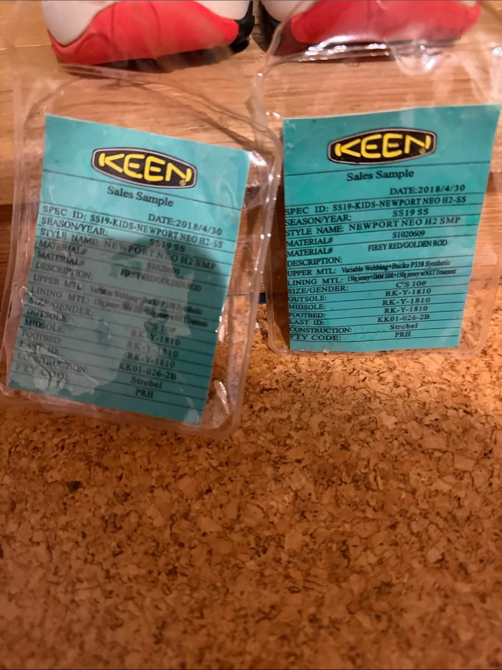 KEEN kids Newport H2 Water Friendly Sandal - SAMPLE PAIR